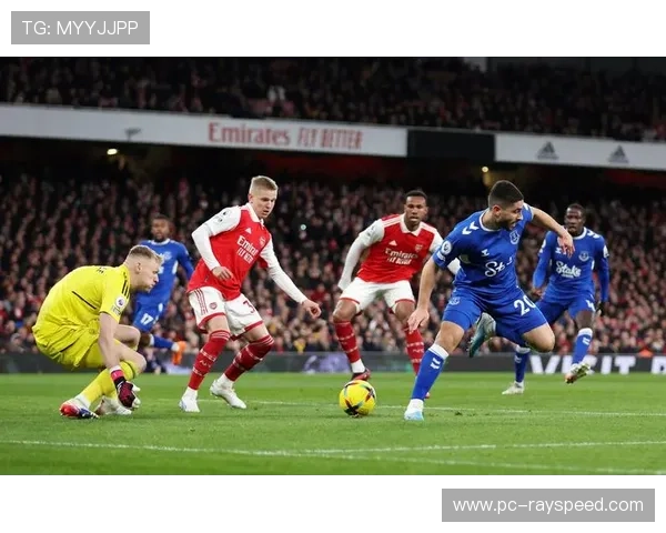 马丁内利破纪录助攻阿森纳复仇奥林匹亚科斯豪取两球胜利