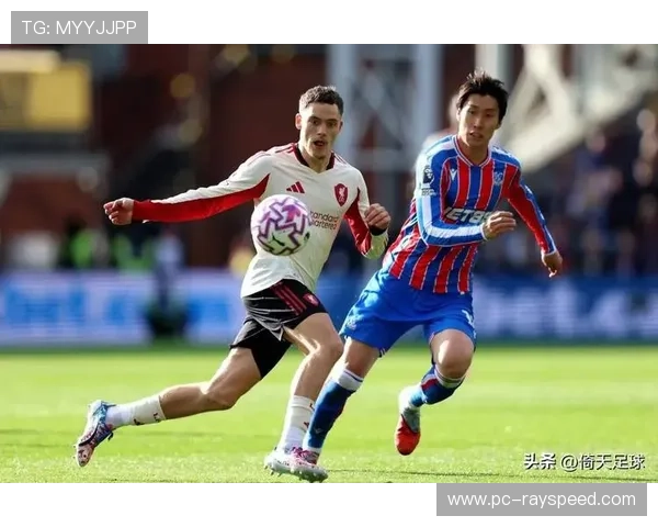 欧协联美因茨对阵佛罗伦萨,福尔蒂尼单刀被扑出 欧协联美因茨对阵佛罗伦萨,福尔蒂尼单刀被扑出